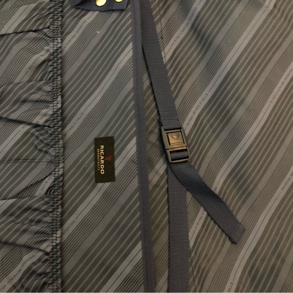 Carry On Luggage Garment Bag - Picture 6 of 8